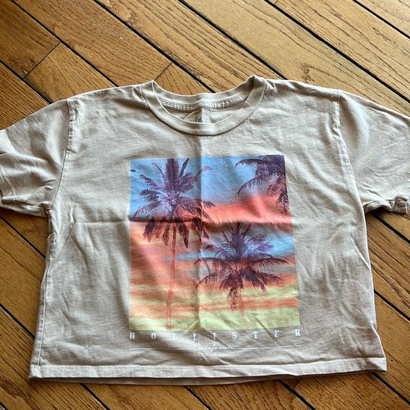 Hollister beach graphic cropped tee - Picture 2 of 7